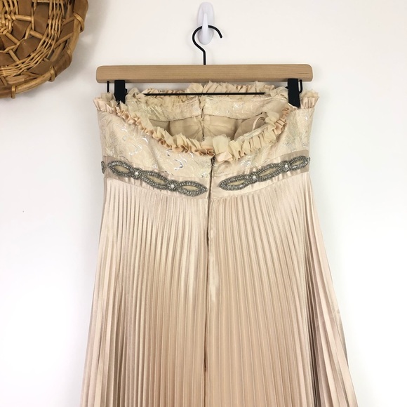 Badgley Mischka Cream Strapless Accordian Pleat Maxi Dress Size 2 - Picture 7 of 16